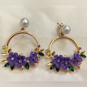 Purple floral pearl gold earrings